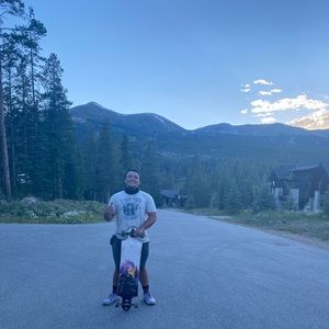 Meet your Posher, Adrian